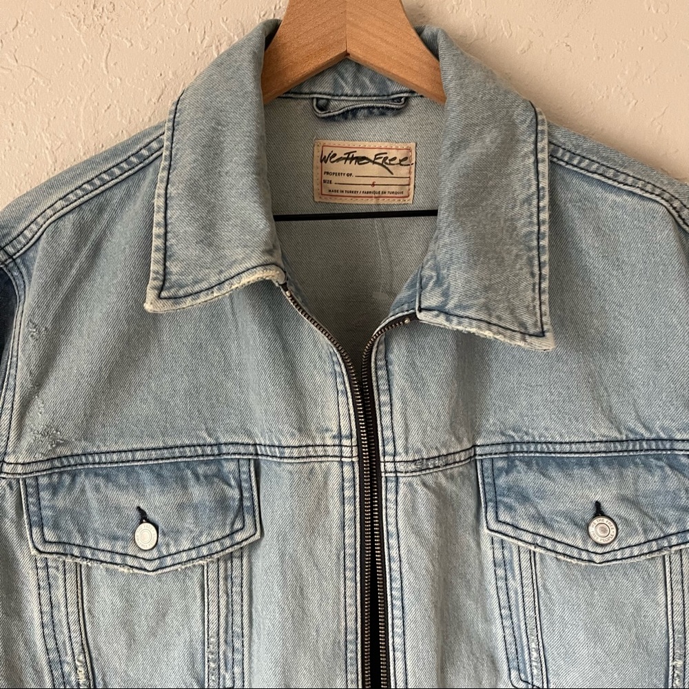 NEW Free People Denim Jacket Raw Edge Front S - Picture 3 of 15